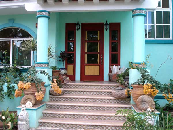 Casa Flores front entry
